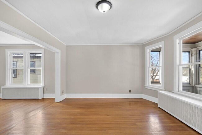 Building Photo - 93 Homestead Ave