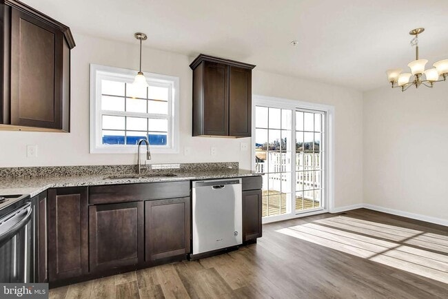 Building Photo - 16 Secretariat Dr