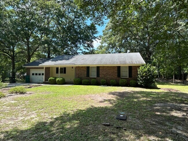 Building Photo - 1310 Crowndale Dr
