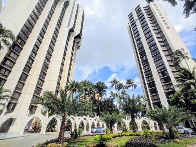 Building Photo - 300 Wai Nani Way