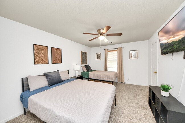 Building Photo - 11754 Green Coral Drive