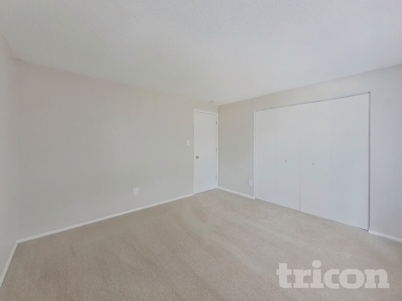 Building Photo - 3205 Winchelsea Dr