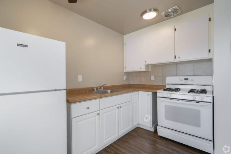 Building Photo - 434 Junction Ave