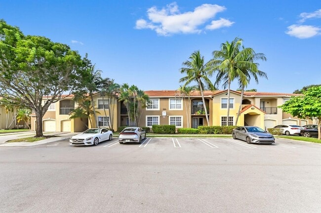 Building Photo - 15105 Michelangelo Blvd