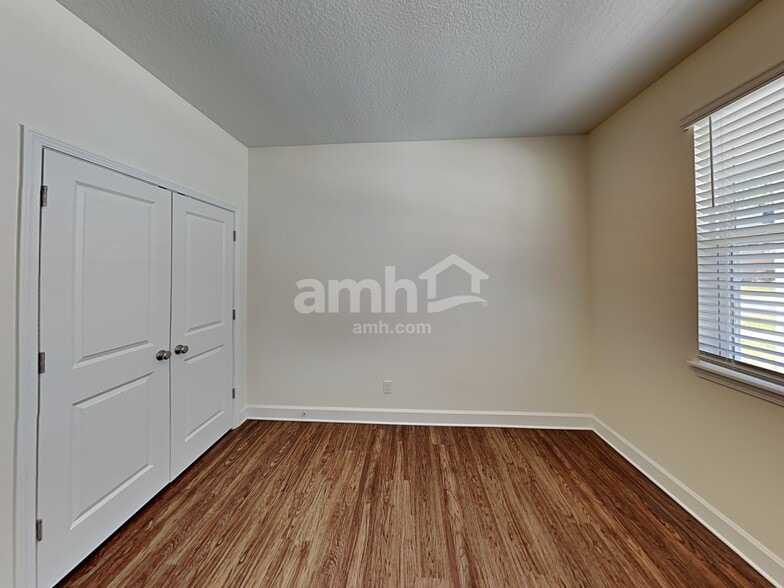 Building Photo - 3036 Eagle Bluff Way