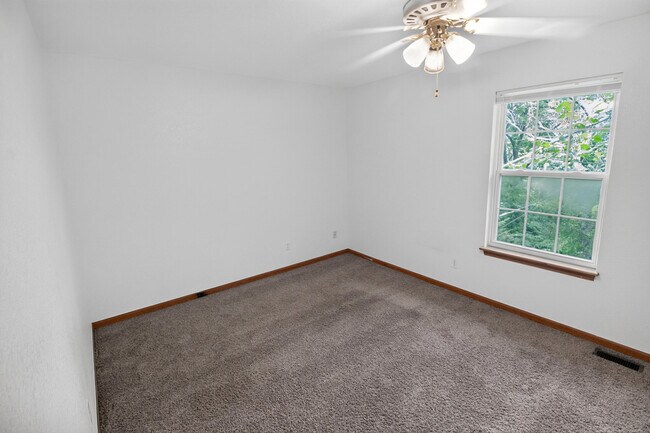 Building Photo - 5342 Godas Cir