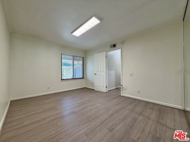 Building Photo - 1676 Orinda Ct