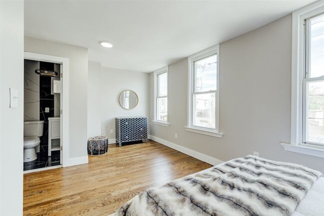 Building Photo - 791 Communipaw Ave