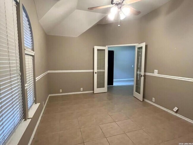 Building Photo - 4724 Green Bluff Dr