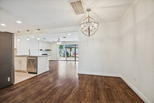 Building Photo - 5226 Nina Lee Ln