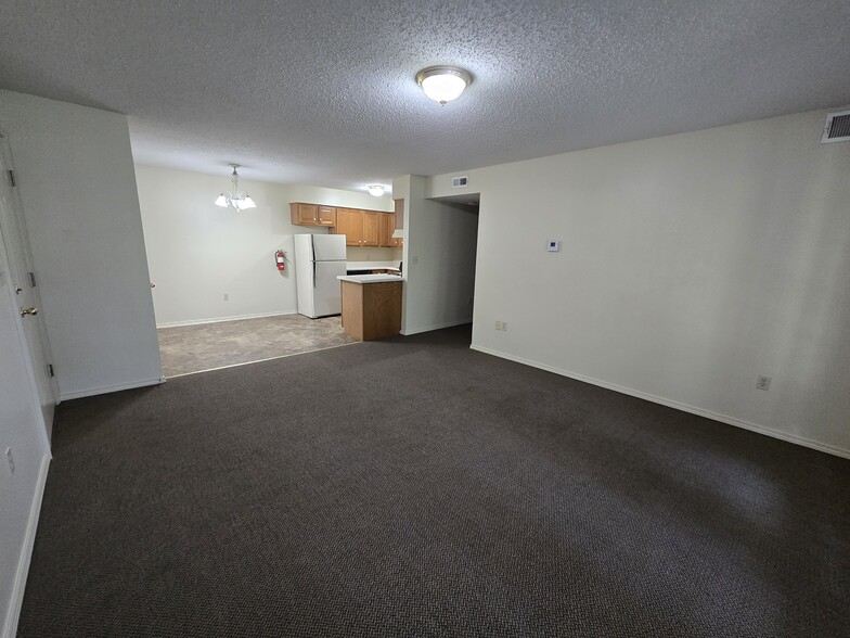 Building Photo - Remington Apartments