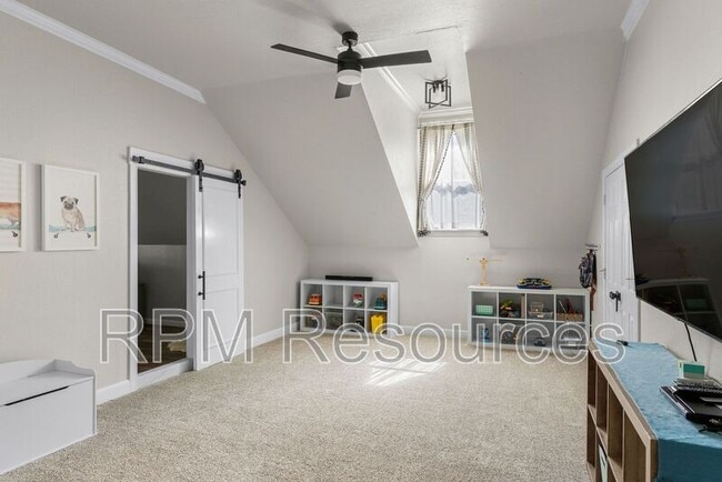 Building Photo - 8012 NE 140th St