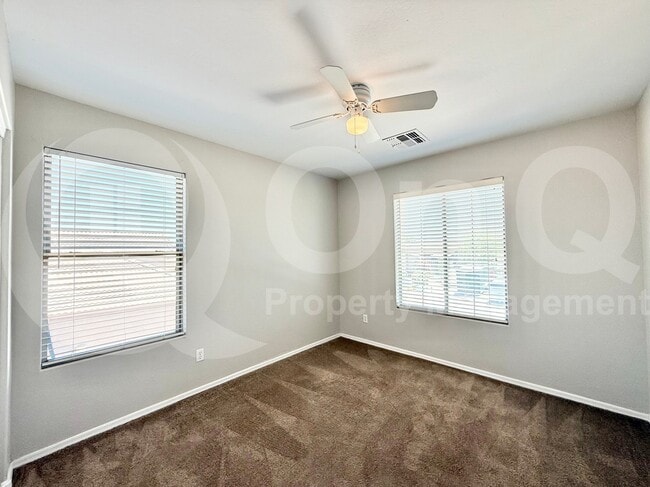 Building Photo - 3690 E Janelle Ct