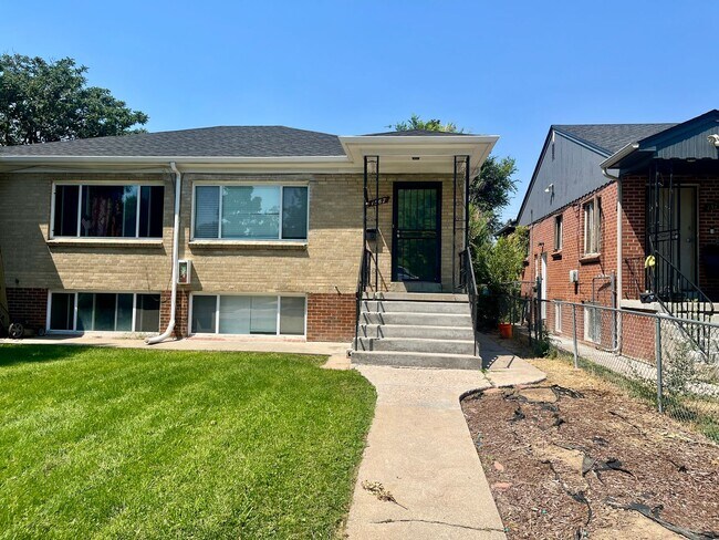 Building Photo - Garden level 1 bed 1 bath w/ large office near Central Park