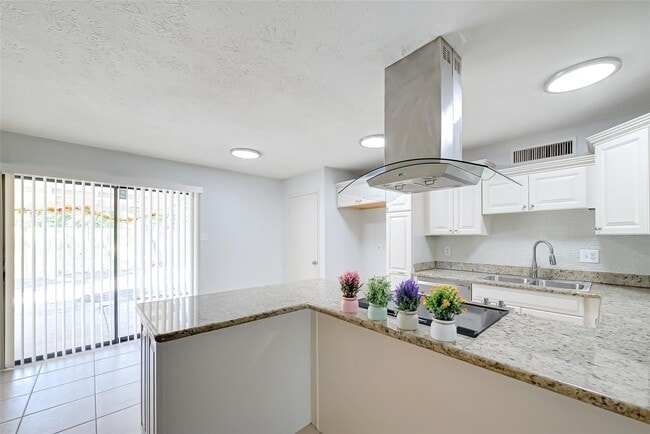 Building Photo - 17414 N Yorkglen Dr