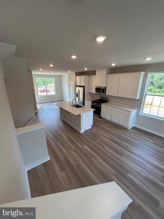 Building Photo - 28 Barnes Wy