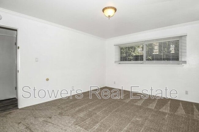 Building Photo - 19248 Pinehaven Pl