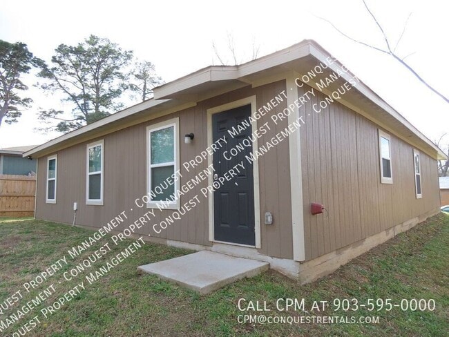 Building Photo - 1615 N Gaston Ave