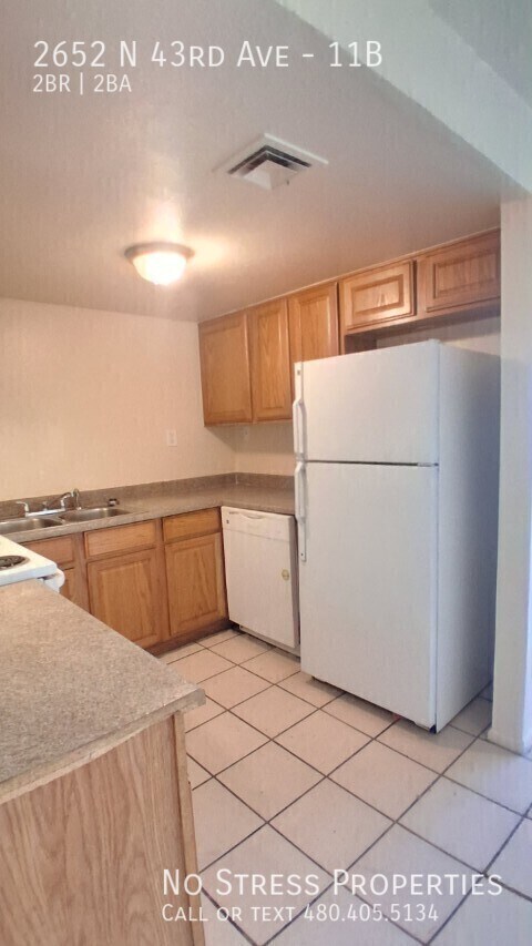 Building Photo - 2652 N 43rd Ave