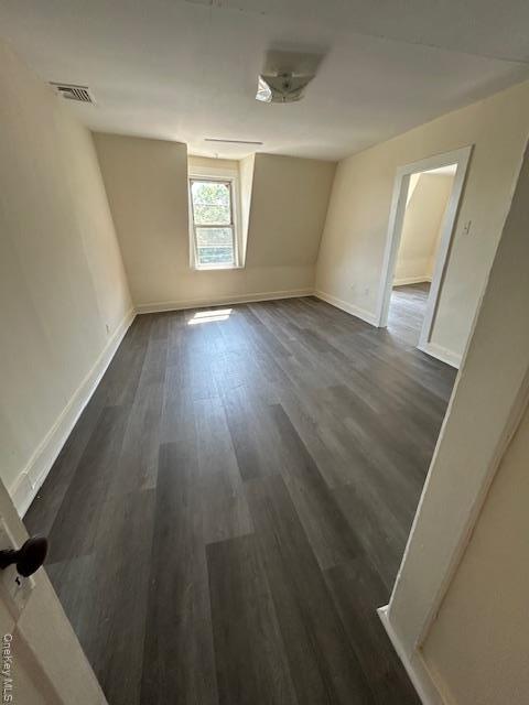 Building Photo - 7 N Liberty Dr
