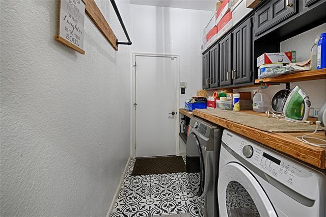 Building Photo - 2400 Sweet Grass Trail