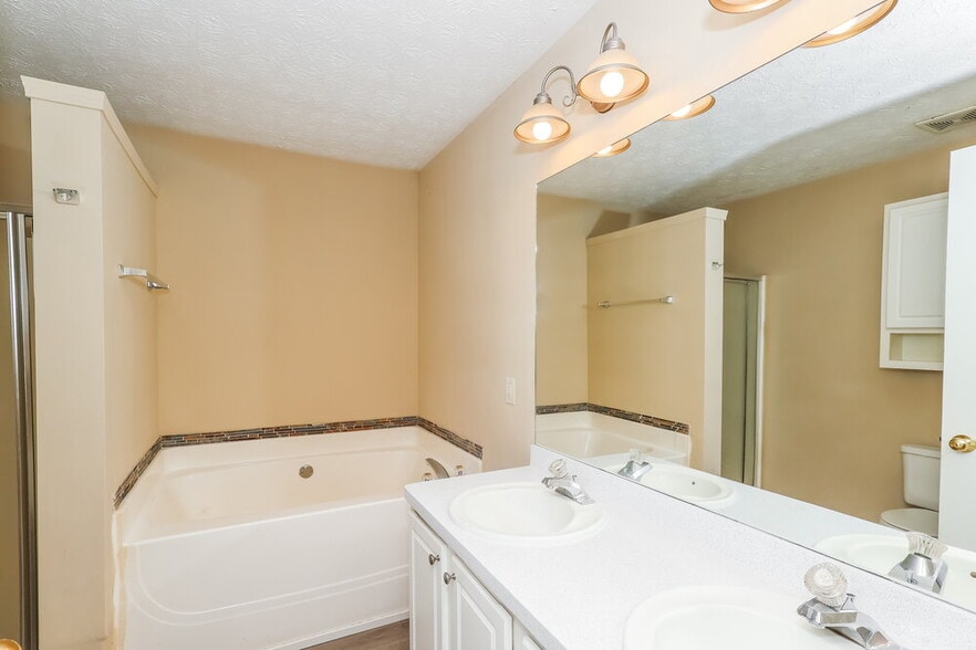 Building Photo - 252 Prescott Ct
