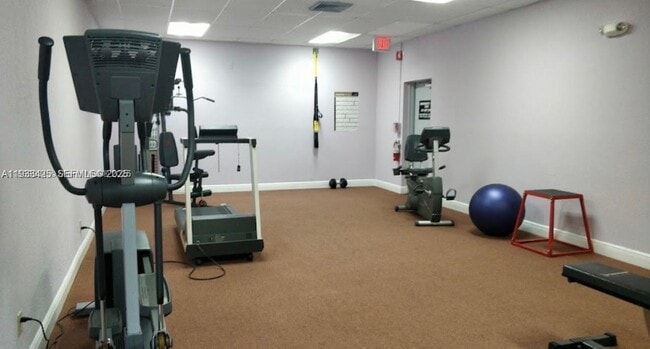 Building Photo - 6921 Environ Blvd