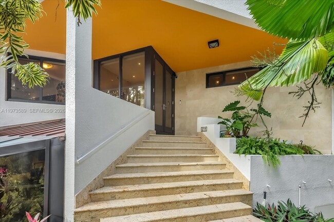 Building Photo - 279 N Hibiscus Dr