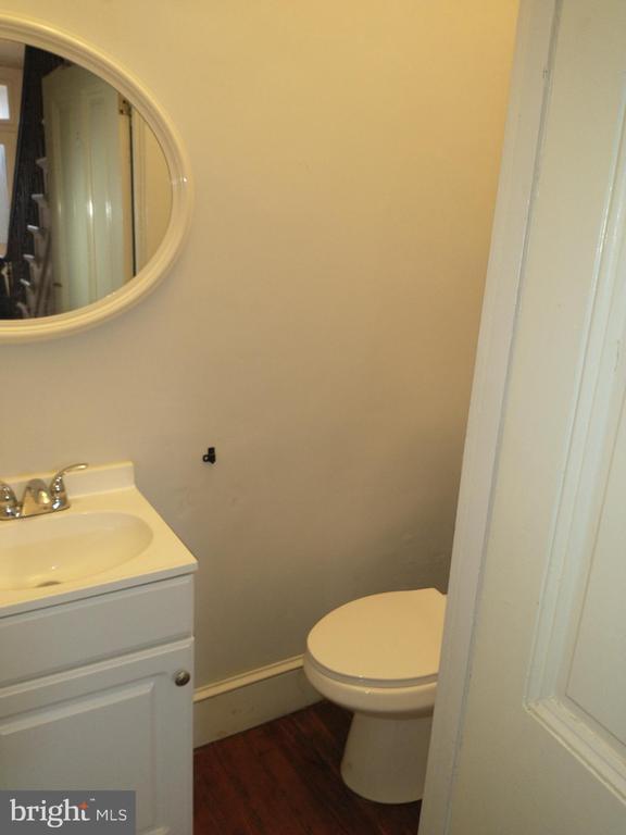 Building Photo - 6845 Germantown Ave