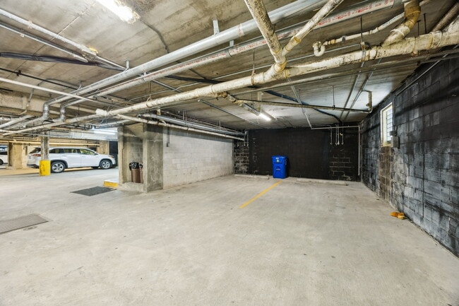 Building Photo - 695 Ponte Vedra Blvd