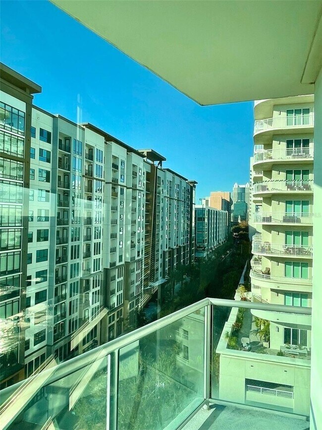 Building Photo - 101 S Eola Dr