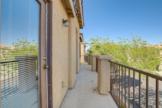 Building Photo - 4 Bedroom Home in the South West / 89139 Area