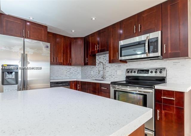 Building Photo - 13499 Biscayne Blvd