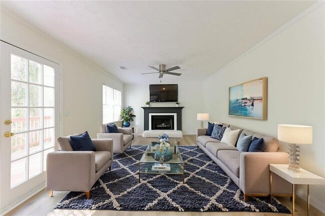 Building Photo - 2208 Heritage Trace Dr