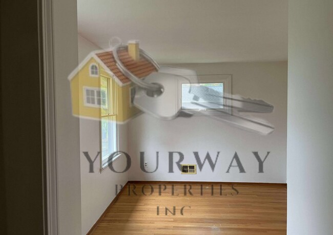 Building Photo - 212 Carmas Dr
