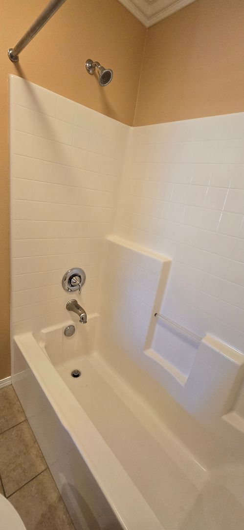 Building Photo - Beautifully maintained 2-bedroom, 2.5-bath with Loft • 1,504 sqft & 2-car garage.