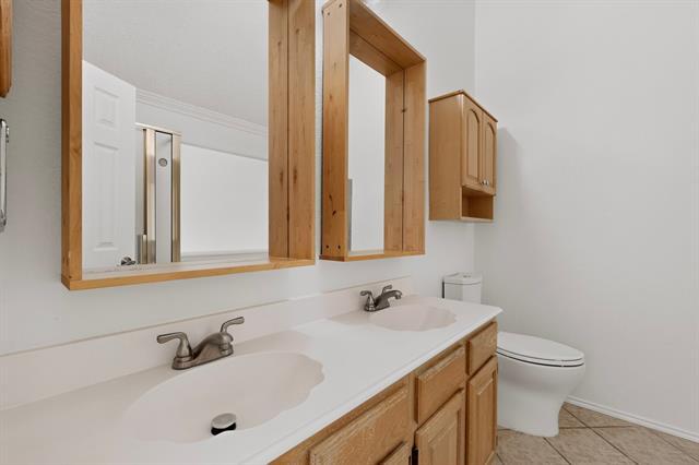 Building Photo - 2312 London Dr