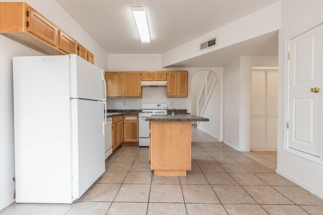 Building Photo - Fabulous home in East El Paso!!