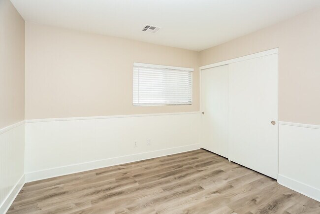 Building Photo - 8433 Warthen Meadows St