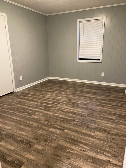 Bedroom 1 - 615 W Vine St