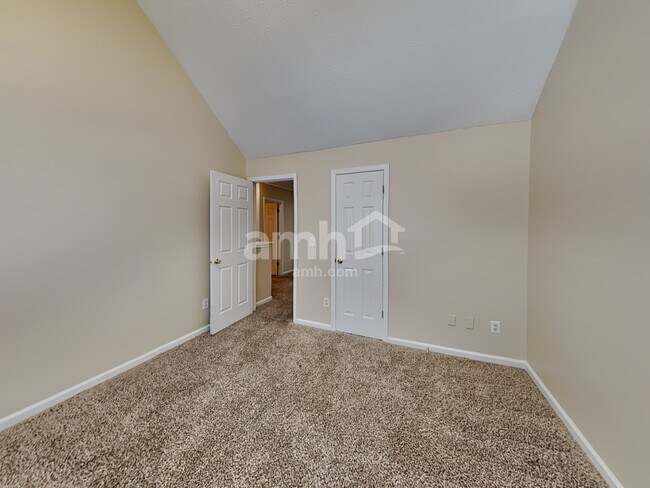 Building Photo - 1140 Ivey Lane