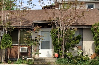 Building Photo - Cozy North Spokane 2BR with New Carpet & Prime Location