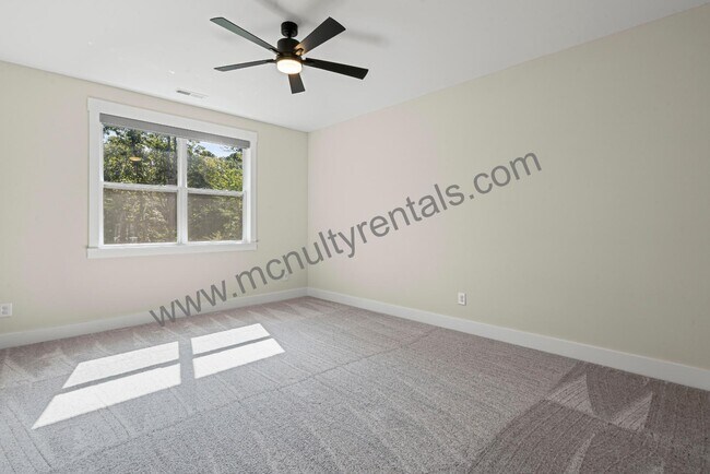 Building Photo - 1109 Masefield Ave