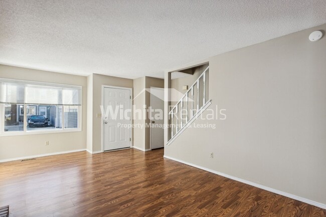 Building Photo - 9316 E Funston St
