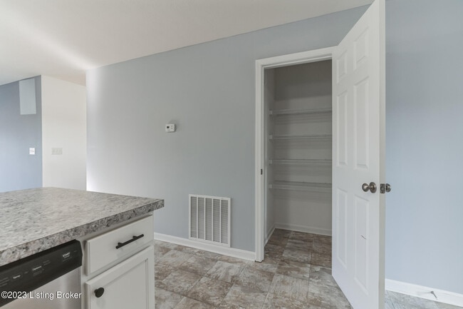 Building Photo - 123 Gadwall Ct