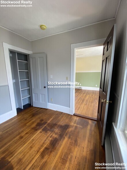 Building Photo - 18 Haverford St