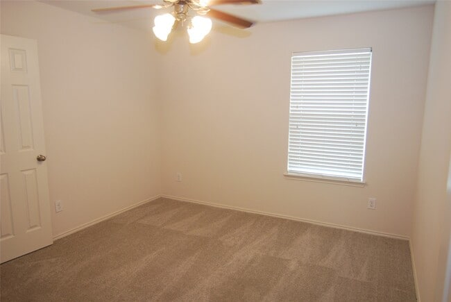 Building Photo - 2834 Lockeridge Pines Dr