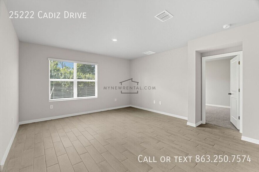 Building Photo - 25222 Cadiz Dr