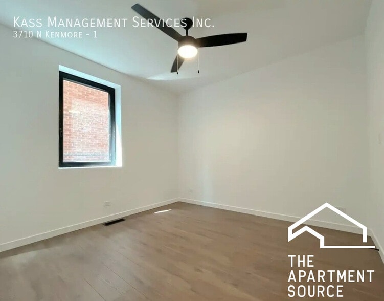 Building Photo - 3710 N Kenmore Ave