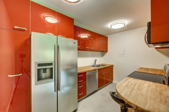 Building Photo - 3600 Hillsboro Pike